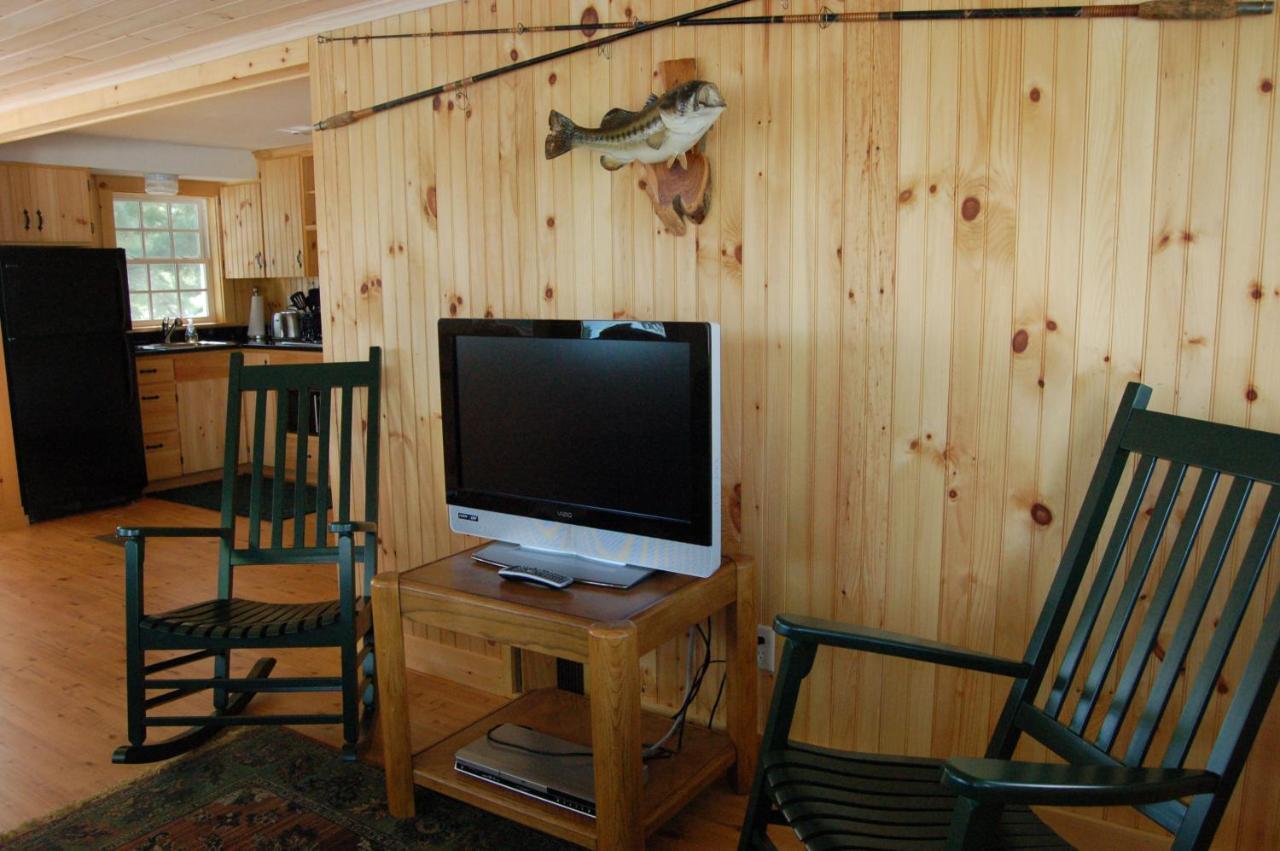 Sebago Lake Lodge&Cottages North Windham Esterno foto